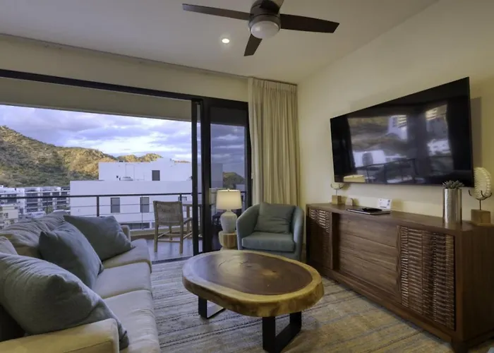 3br Partial Sea View Shared Pool And Jacuzzi Сasa de vacaciones Cabo San Lucas