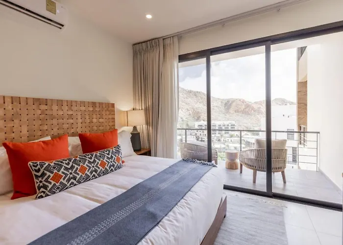 3br Partial Sea View Shared Pool And Jacuzzi